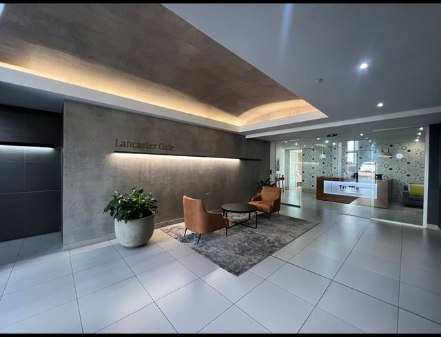 57M² OFFICE TO LET IN HYDE PARK